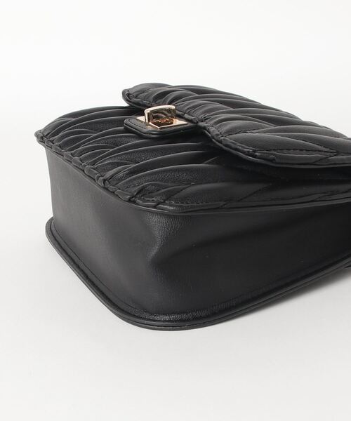 WEGO(ウィゴー)の「WEGO/キルティングショルダーバッグ(ショルダーバッグ・レディース・ブラック/アイボリー・FREE)」の3枚目の写真