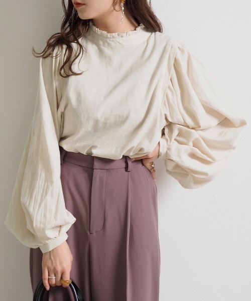 Crisp（クリスプ）の「ボリュームスリーブブラウス（シャツ/ブラウス・レディース・ホワイト/アイボリー・FREE）」の4枚目の写真