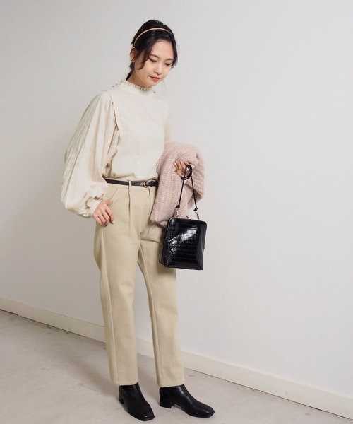 Crisp（クリスプ）の「ボリュームスリーブブラウス（シャツ/ブラウス・レディース・ホワイト/アイボリー・FREE）」の7枚目の写真