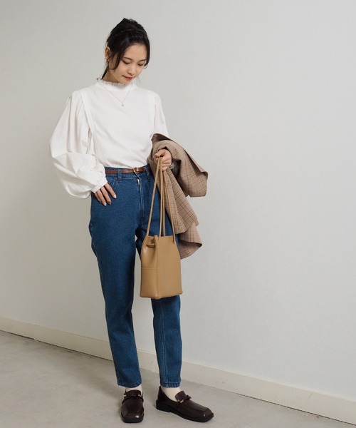 Crisp（クリスプ）の「ボリュームスリーブブラウス（シャツ/ブラウス・レディース・ホワイト/アイボリー・FREE）」の13枚目の写真