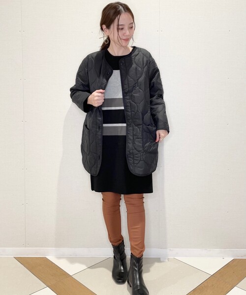 SHOO・LA・RUE（シューラルー）の「◆マルチボーダーニットワンピース（ワンピース・レディース・ブラック系2/ダークブラウン系2/ダークグリーン系2・03/02/04）」の16枚目の写真