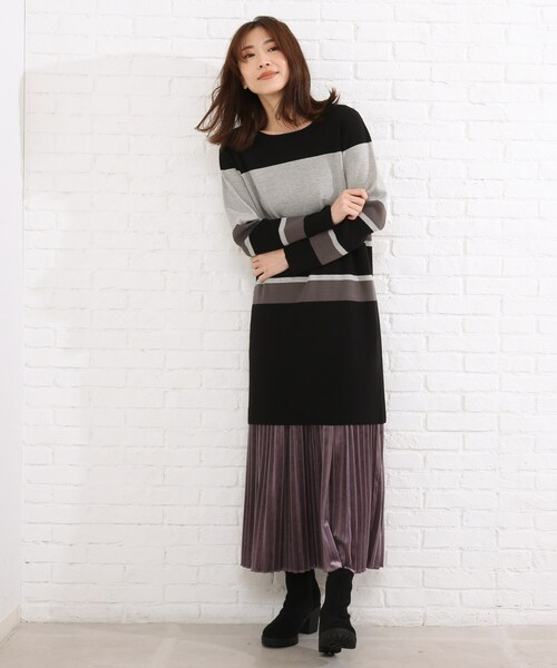 SHOO・LA・RUE（シューラルー）の「◆マルチボーダーニットワンピース（ワンピース・レディース・ブラック系2/ダークブラウン系2/ダークグリーン系2・03/02/04）」の17枚目の写真