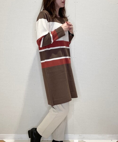 SHOO・LA・RUE（シューラルー）の「◆マルチボーダーニットワンピース（ワンピース・レディース・ブラック系2/ダークブラウン系2/ダークグリーン系2・03/02/04）」の21枚目の写真