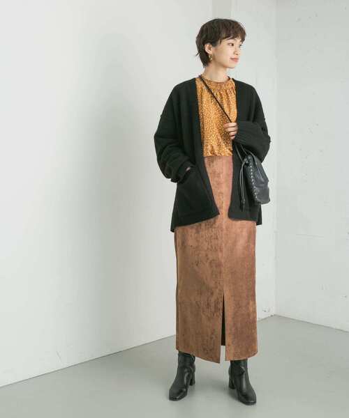 URBAN RESEARCH(アーバンリサーチ)の「ランダムドットシャーリングブラウス(Tシャツ/カットソー・レディース・キャメル/ブラック・FREE)」の11枚目の写真