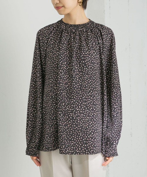 URBAN RESEARCH(アーバンリサーチ)の「ランダムドットシャーリングブラウス(Tシャツ/カットソー・レディース・キャメル/ブラック・FREE)」の19枚目の写真