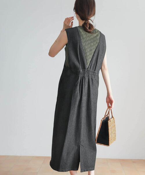 URBAN RESEARCH DOORS（アーバンリサーチドアーズ）の「デニムジャンパースカート（ワンピース・レディース・インディゴブルー/ホワイト系その他/ブラック/ブルー系その他・1/0）」の21枚目の写真