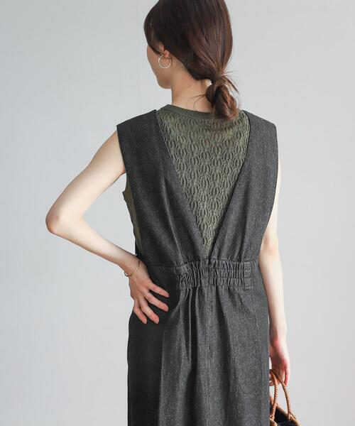 URBAN RESEARCH DOORS（アーバンリサーチドアーズ）の「デニムジャンパースカート（ワンピース・レディース・インディゴブルー/ホワイト系その他/ブラック/ブルー系その他・1/0）」の13枚目の写真