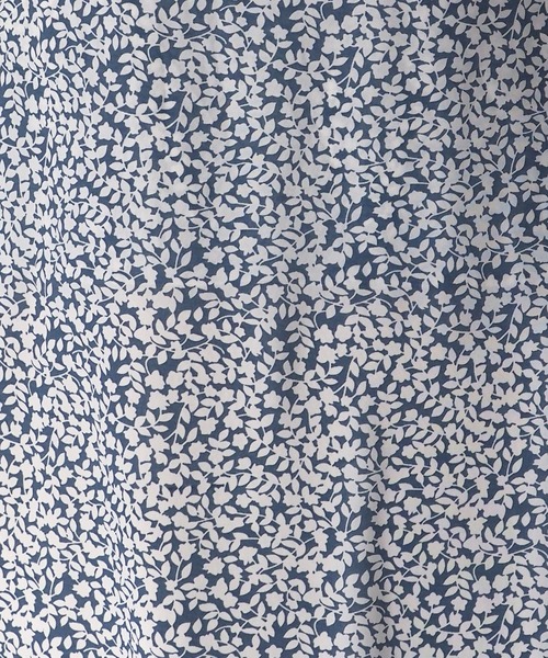 Riberry(リベリー)の「裾切替フレア小花柄キャミワンピース(ワンピース・レディース・ネイビー/イエロー/ブルー・MEDIUM)」の16枚目の写真
