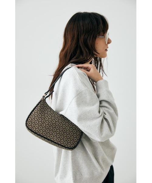 MOUSSY（マウジー）の「MONOGRAM MINI HOBO バッグ（ハンドバッグ・レディース・ベージュ/ブラウン・FREE）」の15枚目の写真