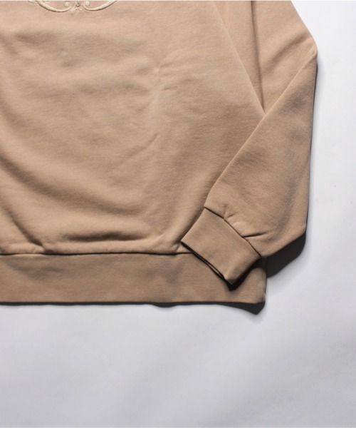 AVIREX(アヴィレックス)の「【直営店限定】ピグメント ラグラン スウェット / PIGMENT RAGLAN SWEAT / アヴィレックス / AVIREX(スウェット・メンズ・チャコールグレー/ベージュ・MEDIUM/LARGE/X-LARGE)」の4枚目の写真