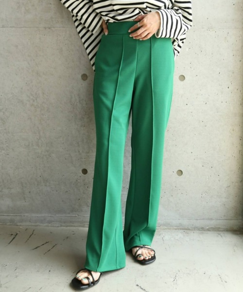 moment+（モーメントプラス）の「カットソーセンターシームストレートカラーパンツ（その他パンツ・レディース・ブラック/レッド/ピンク/ターコイズブルー/オレンジ/ブルー/グリーン・M）」の3枚目の写真