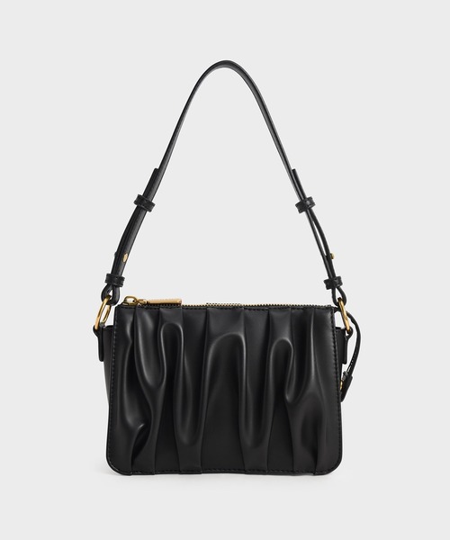 CHARLES & KEITH(チャールズ & キース)の「ルーシュド ビーズハンドルショルダーバッグ / Ruched Bead-Handle Shoulder Bag(ショルダーバッグ・レディース・ブラック/ベージュ・S)」の1枚目の写真