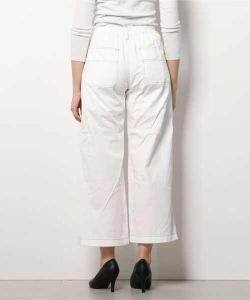 AVIREX(アヴィレックス)の「SH L WAIST GATHERS PANTS/ ウエストギャザーパンツ(その他パンツ・レディース・オリーブ/ホワイト・SMALL/LARGE/MEDIUM)」の4枚目の写真