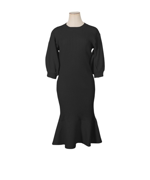 Julia Boutique（ジュリアブティック）の「ミディアム丈・バルーン五分袖マーメイドニットワンピース/22000（ワンピース・レディース・ベージュ/ブラック/グレイッシュベージュ/ミント/アイボリー/ピンク・MEDIUM）」の9枚目の写真