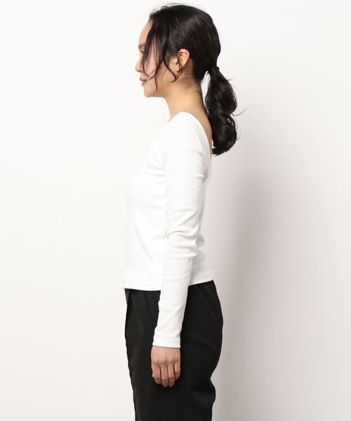 CHILLE(チル)の「バックラウンドリブカットソー(Tシャツ/カットソー・レディース・ピンク/ブラック/ホワイト/ホワイト×ブラック・FREE)」の6枚目の写真