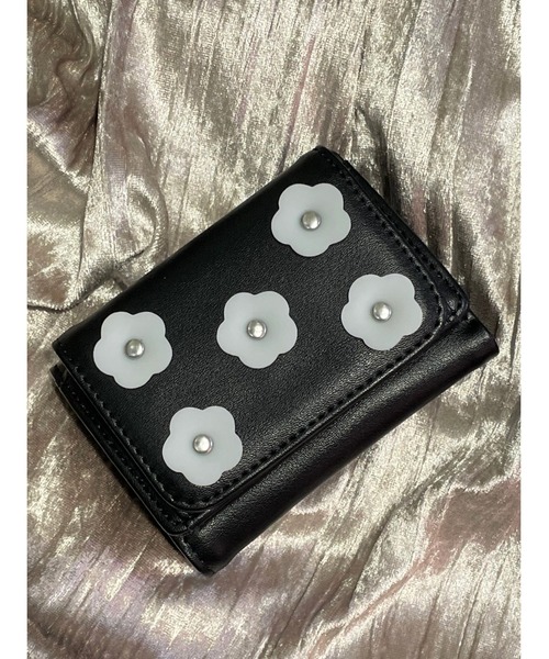merry jenny（メリージェニー）の「flowerミニウォレット（財布・レディース・ブラック/ピンク/ブルー/グリーン・FREE）」の2枚目の写真