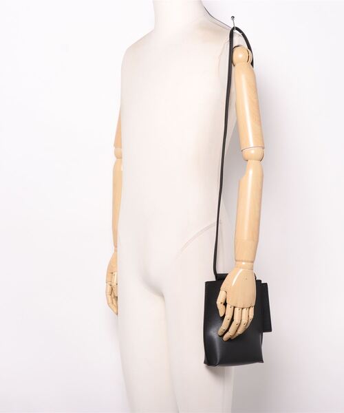 y/m by misato（イムバイミサト）の「ミニマムショルダーBAG（ショルダーバッグ・レディース・ライトグレー/ブラック/モカ・FREE）」の21枚目の写真