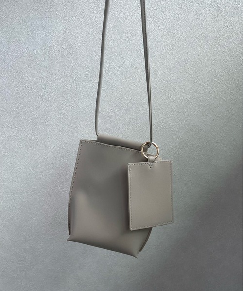 y/m by misato（イムバイミサト）の「ミニマムショルダーBAG（ショルダーバッグ・レディース・ライトグレー/ブラック/モカ・FREE）」の12枚目の写真