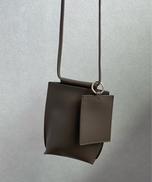 y/m by misato（イムバイミサト）の「ミニマムショルダーBAG（ショルダーバッグ・レディース・ライトグレー/ブラック/モカ・FREE）」の14枚目の写真