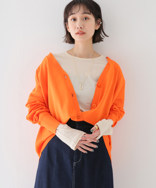 B.C STOCK(ベーセーストック)の「シアー ロング スリーブ TEE(Tシャツ/カットソー・レディース・ブラック/オレンジ/ブルー/アイボリー・FREE)」の19枚目の写真
