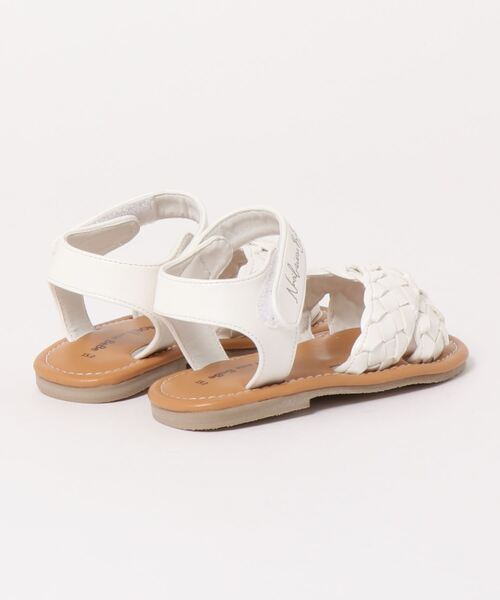 Noeil aime BeBe（ノイユエイムベベ）の「NoeilaimeBeBe/合皮クロスロゴ刺繍サンダル(15~20cm)（サンダル・キッズ・ホワイト・15 /20/18/17/19/16）」の4枚目の写真