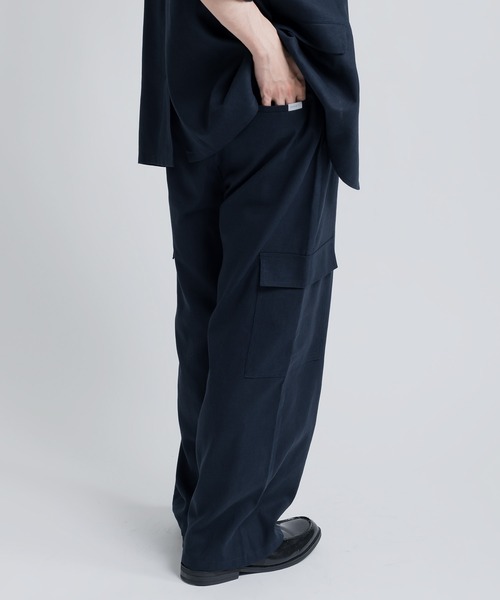 MUHET（ミュエータ）の「リネン混カーゴパンツ（カーゴパンツ・レディース・ネイビー/ブラウン・SMALL/MEDIUM/X-LARGE）」の12枚目の写真