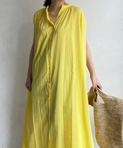 DouDou(ドゥドゥ)の「【WEB限定】 バックギャザーコットンボイルワンピース(ワンピース・レディース・ブラック/ホワイト/イエロー・FREE)」の8枚目の写真