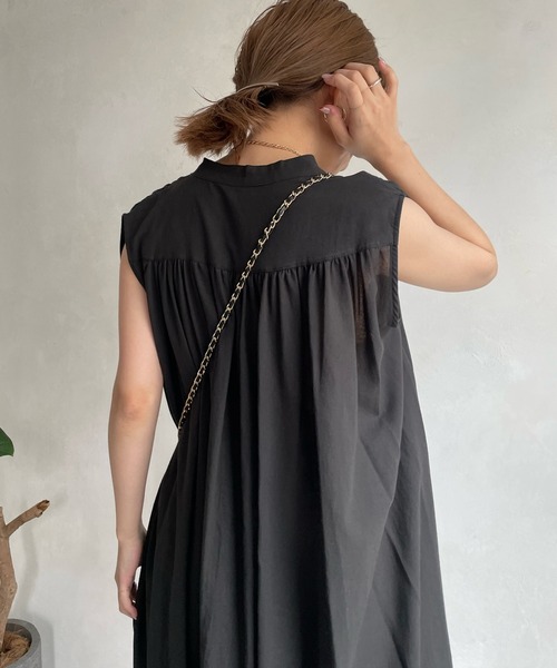 DouDou(ドゥドゥ)の「【WEB限定】 バックギャザーコットンボイルワンピース(ワンピース・レディース・ブラック/ホワイト/イエロー・FREE)」の18枚目の写真