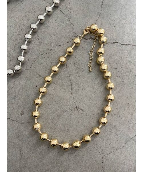 EMODA(エモダ)の「タンクボリュームボールネックレス(ネックレス・レディース・シルバー/ゴールド・FREE)」の1枚目の写真