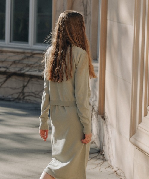 MUYMONA(ムイモナ)の「V-neck pale tone cardigan mmw22s006【MUYMONA】【2022SS】(カーディガン/ボレロ・レディース・ベージュ/ミント/グレー・FREE)」の11枚目の写真