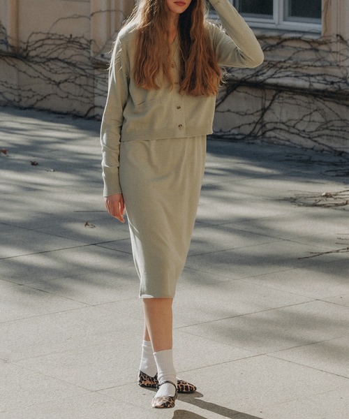MUYMONA(ムイモナ)の「V-neck pale tone cardigan mmw22s006【MUYMONA】【2022SS】(カーディガン/ボレロ・レディース・ベージュ/ミント/グレー・FREE)」の8枚目の写真