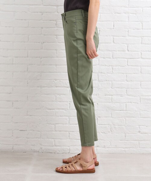 SHOO・LA・RUE（シューラルー）の「◆【接触冷感/SS-3L】裏ひんやりサテンスキニー（その他パンツ・レディース・ライトグレー/ブラック/オリーブ/イエロー・10/01/04/05/02/03）」の7枚目の写真