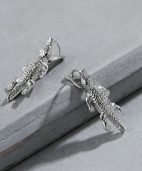 ear PAPILLONNER（イアパピヨネ）の「ワニパニックピアス（ピアス（両耳用）・レディース・ゴールド/シルバー・FREE）」の9枚目の写真