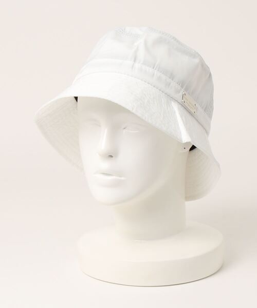 SPINNS（スピンズ）の「プレート付き　ナイロンバケットハット（ハット・レディース・ホワイト/ブラック・ONESIZE）」の8枚目の写真