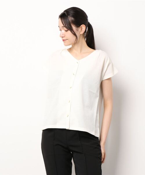 Te chichi TERRASSE（テチチテラス）の「前開きバーボタントップス（Tシャツ/カットソー・レディース・オフホワイト/ブルー/ネイビー・ﾌﾘ-）」の6枚目の写真