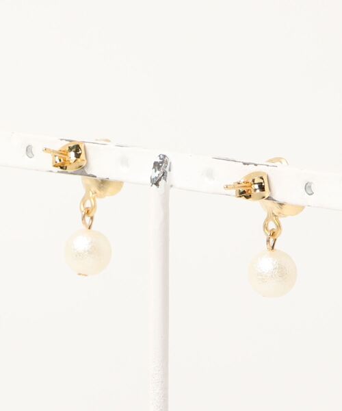 petitcro（プティクロ）の「＊petitcro＊　パール＆フラワーピアス（ピアス（両耳用）・レディース・ゴールド系その他/ゴールド系その他2・ONE SIZE）」の3枚目の写真