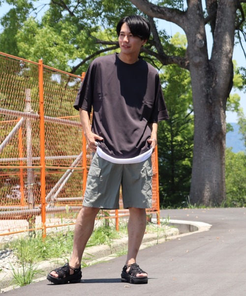 Bling Leads(ブリングリーズ)の「『Bling leads』梨地オーバーサイズクルーネックT(Tシャツ/カットソー・レディース・チャコールグレー/ライトグレー/ブラック/グレイッシュベージュ/ホワイト・MEDIUM/LARGE)」の19枚目の写真