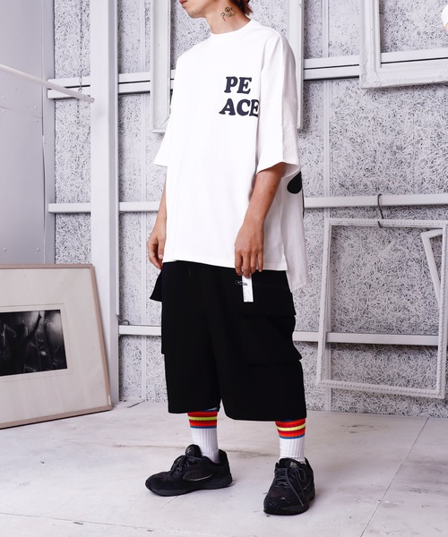 rovtski（ロフトスキー）の「DREAM ME PREMIUM T SHIRT/オーバーサイズ ドリーミー プレミアムTシャツ（Tシャツ/カットソー・メンズ・グリーン系その他/イエロー系その他/ホワイト系その他2/ホワイト系その他3/ブラック系その他2/ホワイト系その他/ブラック系その他/ホワイト系その他4/ホワイト系その他5/ブラック系その他3/ブラック系その他4/ブラック系その他5・FREE）」の21枚目の写真