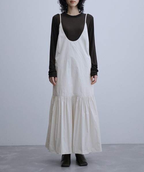 ADAM ET ROPE'（アダムエロペ）の「ふくれジャカードキャミワンピース（ワンピース・レディース・オフホワイト/ブラック・FREE）」の9枚目の写真