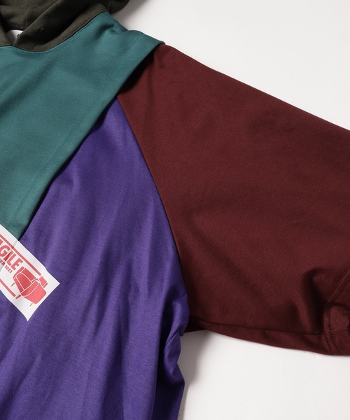 amok(アモク)の「FRAGILE TAPE PARKA(パーカー・メンズ・チャコール/ブルー・M/S/L)」の12枚目の写真