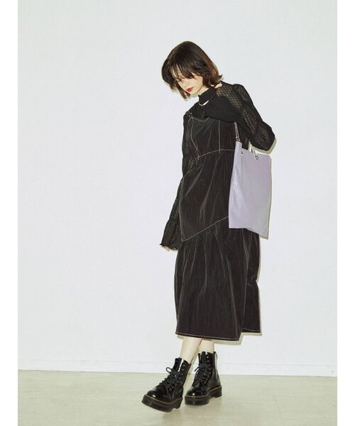 jouetie(ジュエティ)の「ナイロンジャンパースカート(ジャンパースカート・レディース・パープル/ブルー/ピンク/ブラック・MEDIUM)」の6枚目の写真