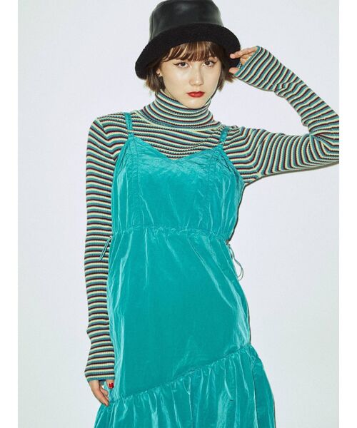 jouetie(ジュエティ)の「ナイロンジャンパースカート(ジャンパースカート・レディース・パープル/ブルー/ピンク/ブラック・MEDIUM)」の14枚目の写真