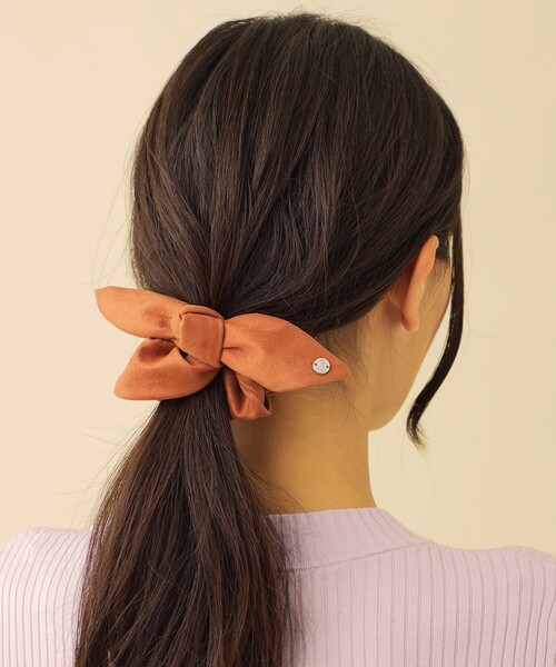 CB CRESTBRIDGE（シービークレストブリッジ）の「リボンシュシュ（シュシュ・レディース・ベージュ系その他5/ブルー系その他4/ピンク系その他2・FREE）」の2枚目の写真