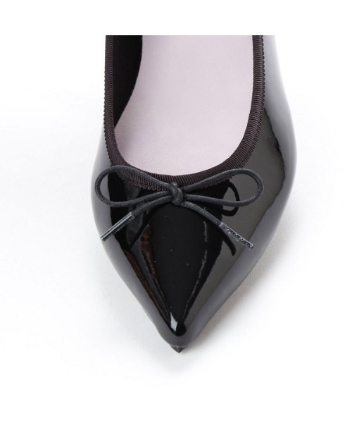 Launa lea(ラウナレア)の「【レイン対応】ポインテッドトゥバレエシューズ(RB4401A)(バレエシューズ・レディース・モカ/ブラック/ワイン/グレー系その他/ライトパープル/アイボリー/ダークブラウン・22.5cm/25.0cm/24.0cm/23.5cm/22.0cm/23.0cm/24.5cm/26.0cm/25.5cm/21.5cm/23.5㎝)」の11枚目の写真