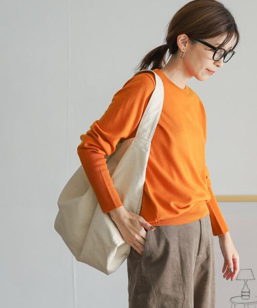 URBAN RESEARCH DOORS（アーバンリサーチドアーズ）の「ウールロングリブスリーブニット（ニット/セーター・レディース・ブラック/ブルー/オレンジ・MEDIUM）」の16枚目の写真