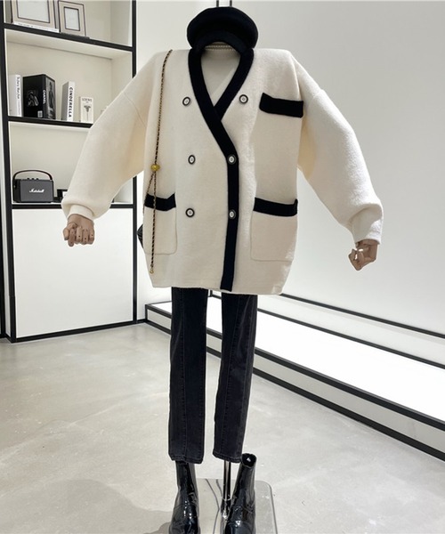 Jasmine Grandiflorum（ジャスミングランディフローラム）の「【Jasmine】ビッグシルエットダブルボタンニットカーディガン（カーディガン/ボレロ・レディース・ブラック/レッド/ブルー/グリーン/ホワイト・FREE）」の18枚目の写真