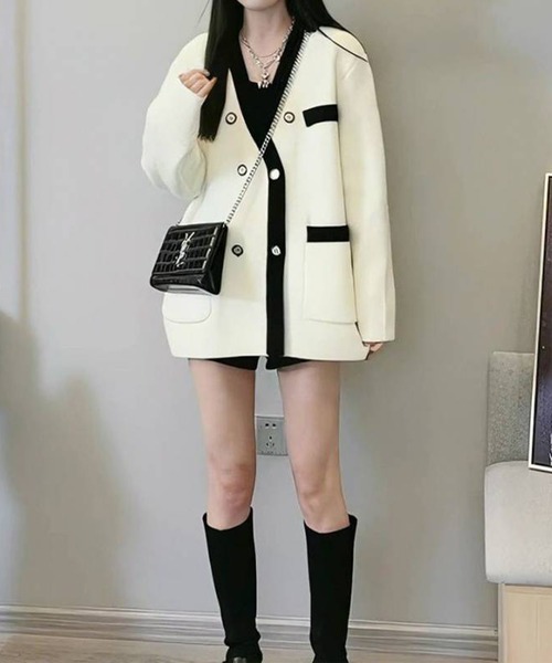 Jasmine Grandiflorum（ジャスミングランディフローラム）の「【Jasmine】ビッグシルエットダブルボタンニットカーディガン（カーディガン/ボレロ・レディース・ブラック/レッド/ブルー/グリーン/ホワイト・FREE）」の19枚目の写真