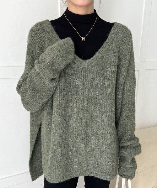 Doula Doula（ドゥーラドゥーラ）の「バックシャンふわふわオーバーニット（ニット/セーター・レディース・ベージュ/ブルー/グリーン・FREE）」の4枚目の写真