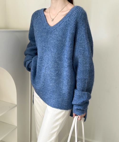 Doula Doula（ドゥーラドゥーラ）の「バックシャンふわふわオーバーニット（ニット/セーター・レディース・ベージュ/ブルー/グリーン・FREE）」の14枚目の写真