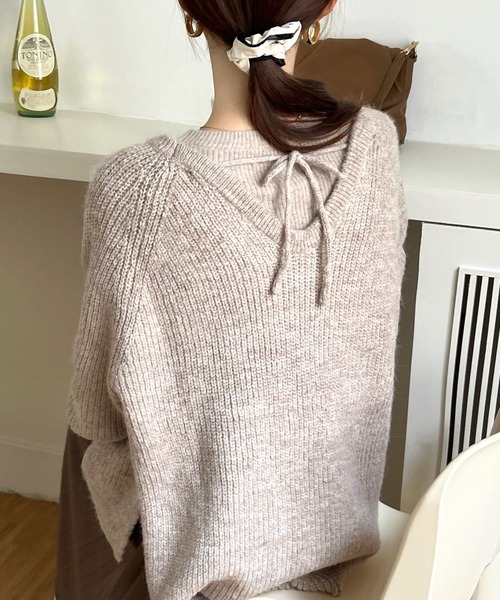 Doula Doula（ドゥーラドゥーラ）の「バックシャンふわふわオーバーニット（ニット/セーター・レディース・ベージュ/ブルー/グリーン・FREE）」の17枚目の写真